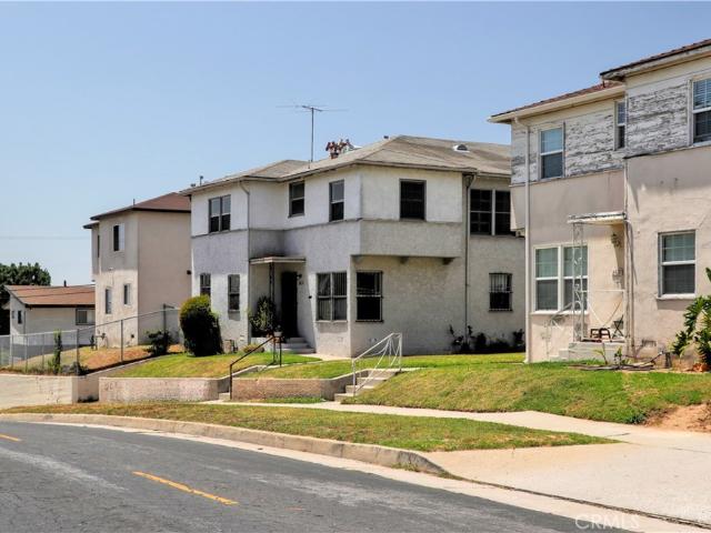 House for sale in Canoga Park, California