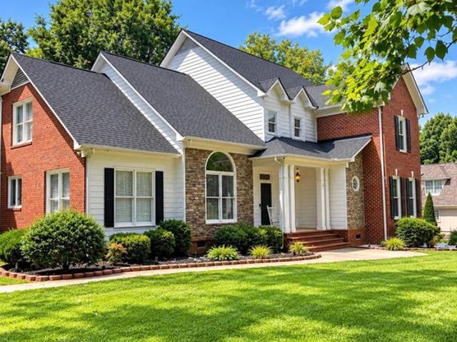 House for sale in Mecklenburg, North Carolina