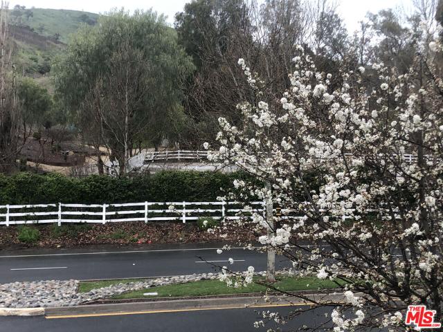Property for sale in Calabasas, California