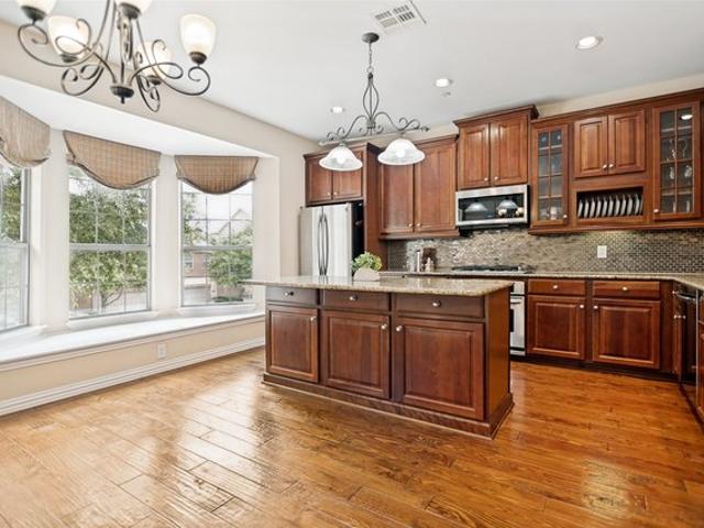 Townhouse for sale in Denton, Texas
