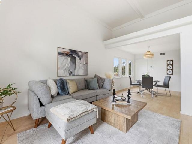 Condo for sale in Berkeley, California