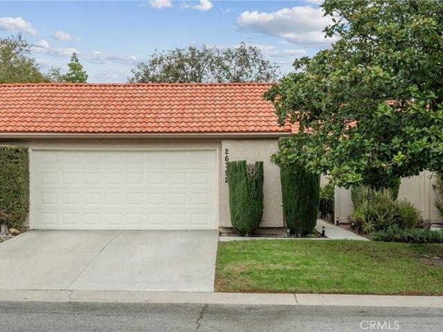 Townhouse for sale in Canyon Country, California