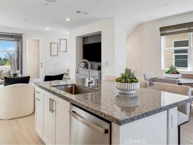 Condo for sale in Bryant at NUVO Parkside, Ontario
