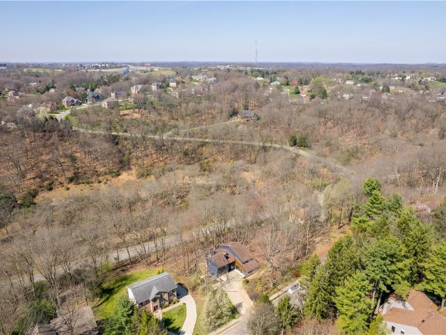 House for sale in Bradfordwoods, Pennsylvania
