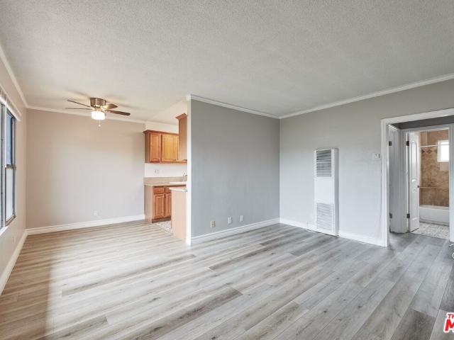 Apartment for rent in Santa Monica, California