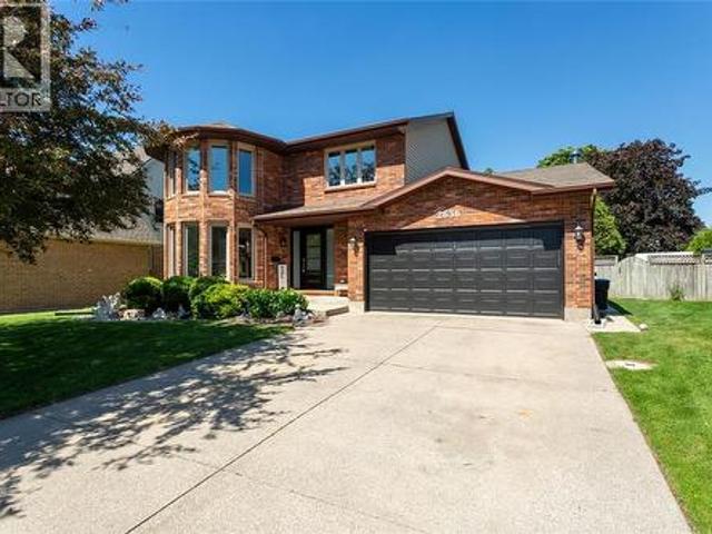 House for sale in Brights Grove, Ontario