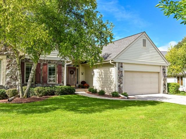 Condo for sale in Mequon, Ozaukee County