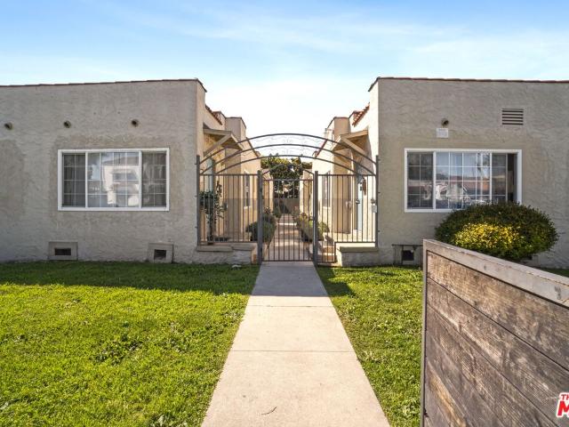 House for sale in Canoga Park, California