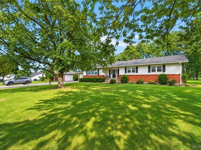House for sale in Grand Island, New York