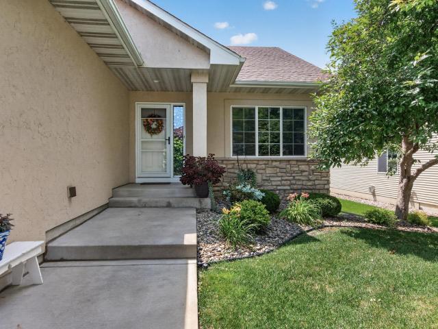 Townhouse for sale in Prior Lake, Scott County