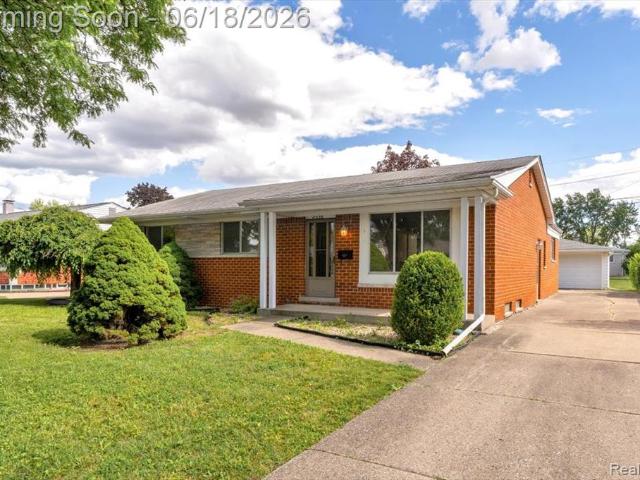 House for sale in Troy, Michigan