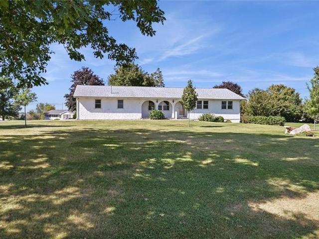 House for sale in Linn, Iowa