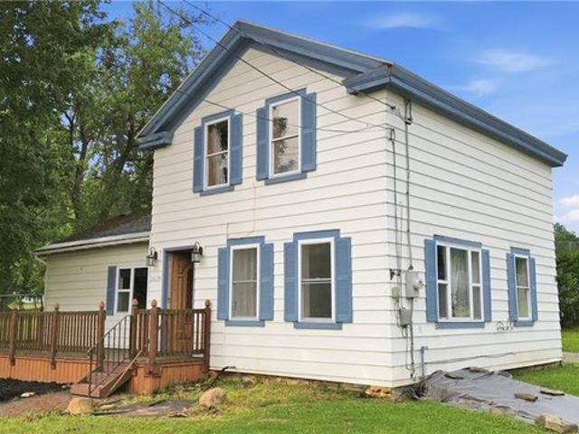 House for sale in Oneida, New York