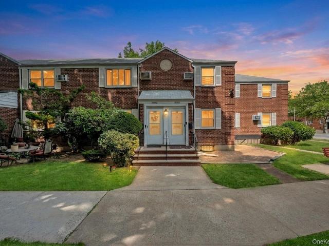 Property for sale in Queens, Arverne