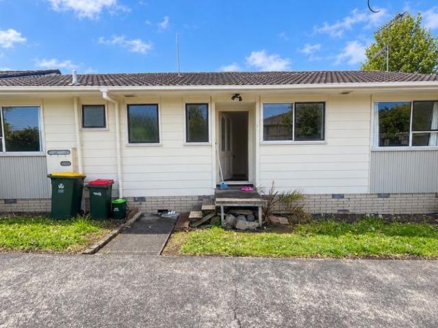 Apartment for rent in Pakuranga Heights, Howick