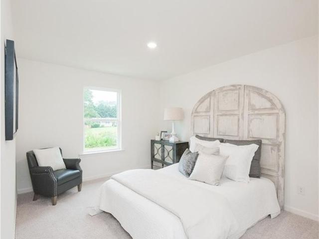 Townhouse for sale in Hoschton, Georgia