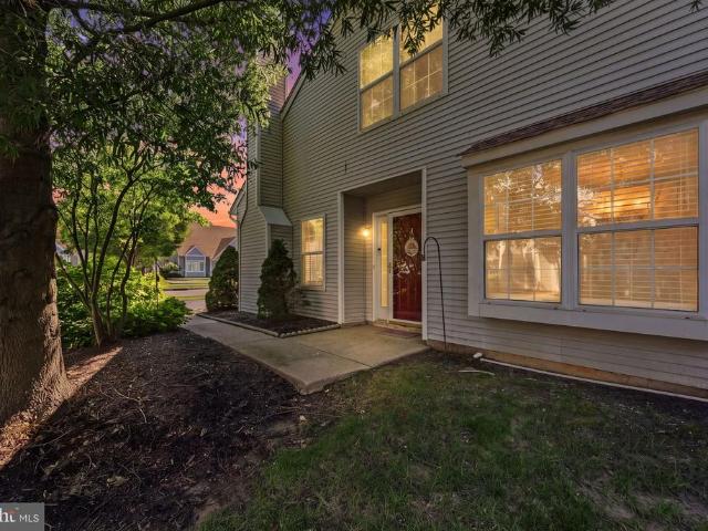 Condo for sale in Florence, New Jersey