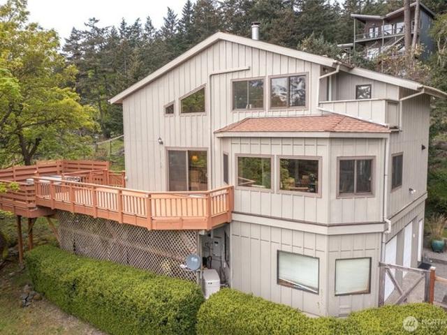 House for sale in Orcas, Washington