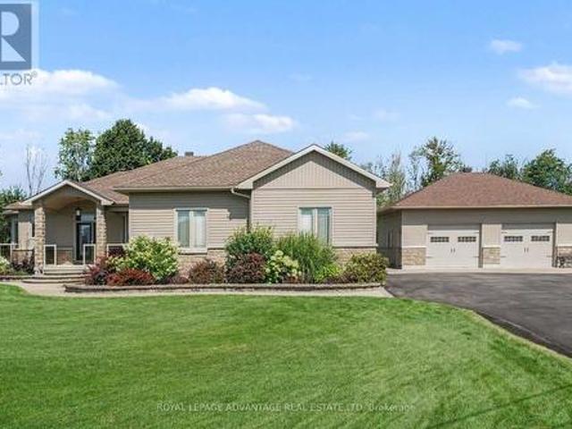 House for sale in Ontario