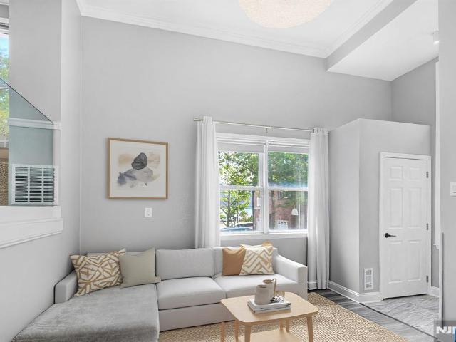 Condo for sale in Hudson, New Jersey