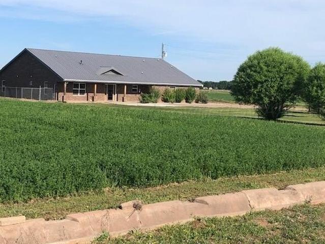 House for sale in Fort Sumner, New Mexico