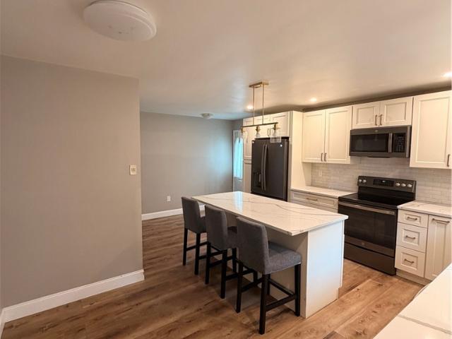House for sale in California, Washington County