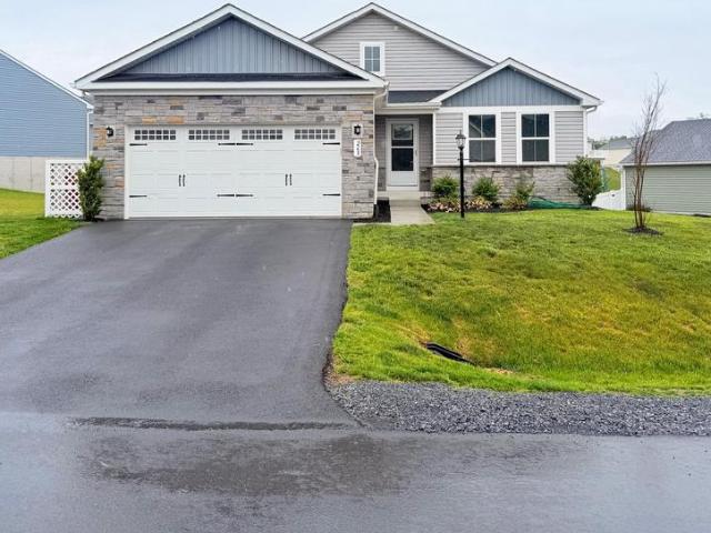 House for sale in Bunker Hill, West Virginia