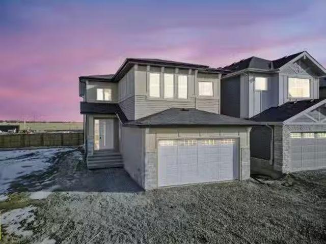 House for sale in Chestermere, Alberta
