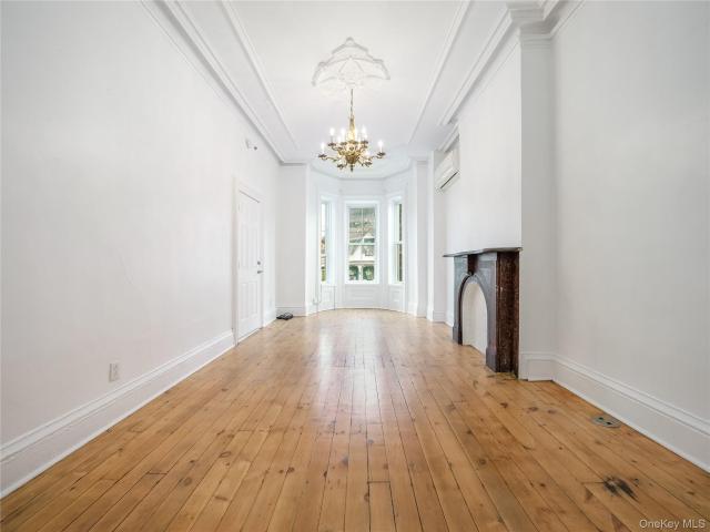 House for sale in Varick Homes, City of Newburgh