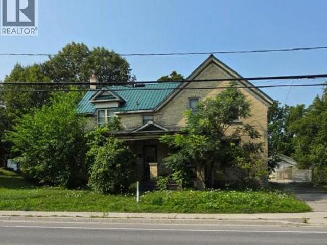 House for sale in Kitchener, Ontario