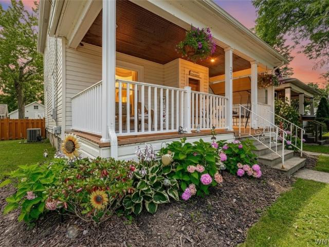 House for sale in Niagara, New York