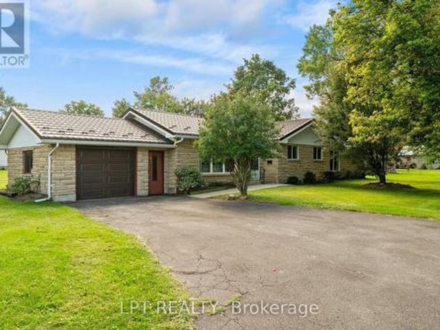 House for sale in North Middlesex, Ontario