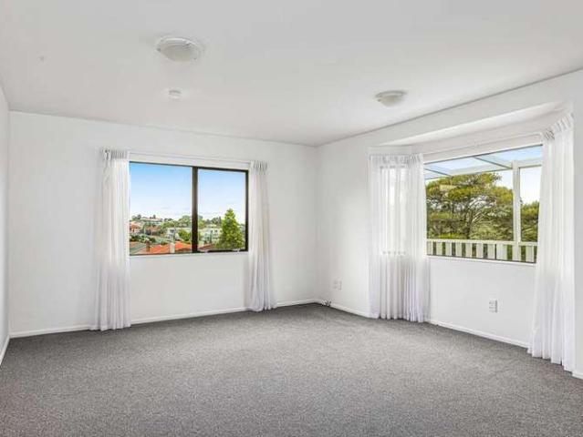 House for sale in Wellsford