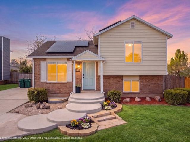 House for sale in Layton, Utah