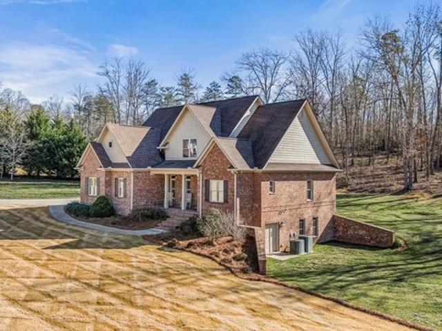 House for sale in Cornelia, Georgia