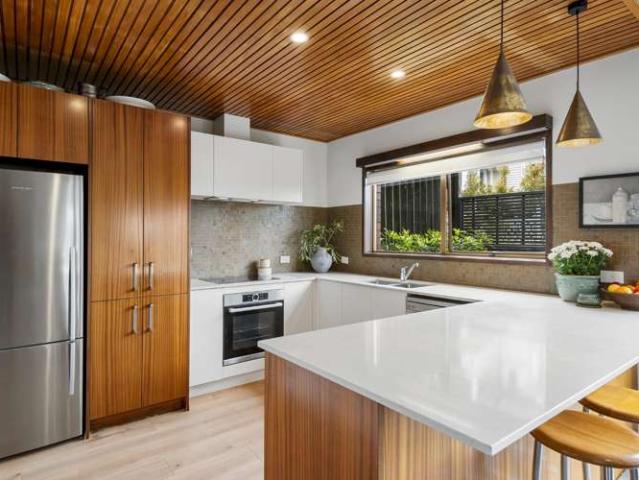 House for sale in Bayswater