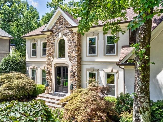 House for sale in Roswell, Georgia