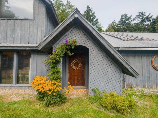 House for sale in Huntington, Vermont