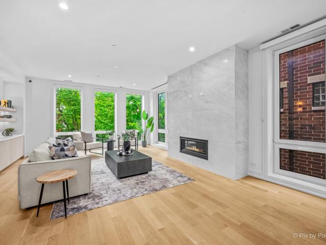 Condo for sale in Chicago Park, Illinois