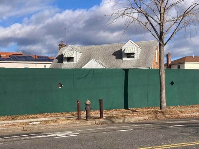 Land for sale in Queens, Arverne