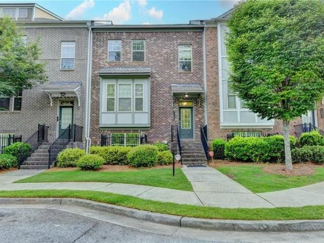 Townhouse for sale in Duluth, Georgia