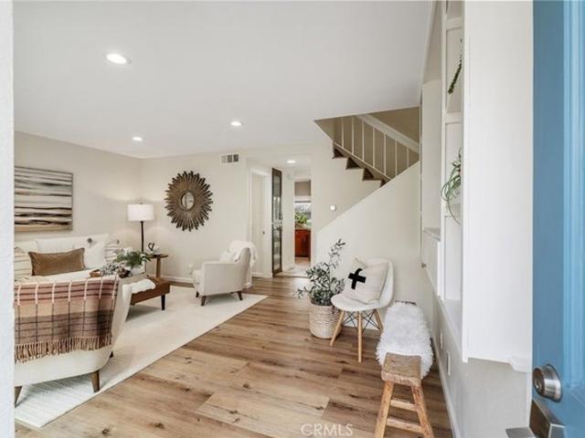 Townhouse for sale in Foothill Ranch, California
