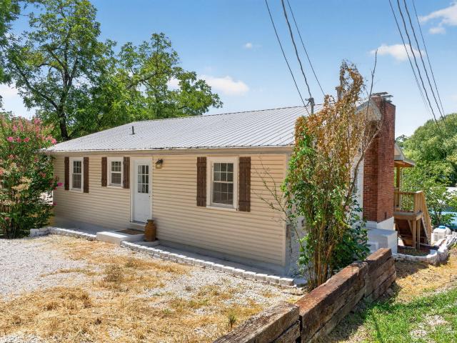House for sale in Hickory, Missouri