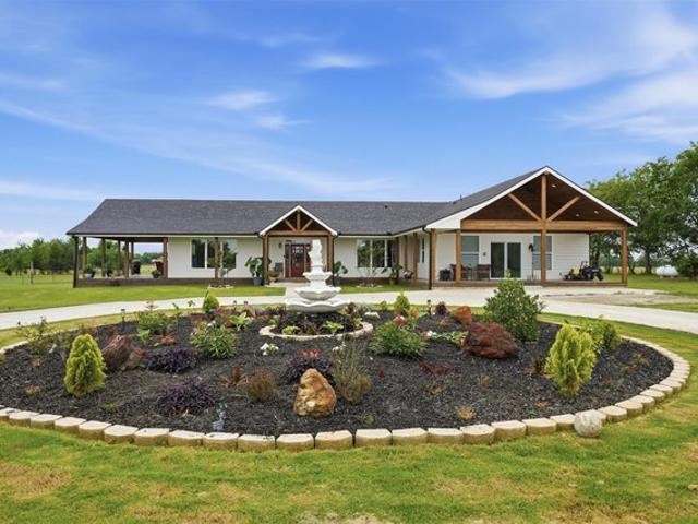 House for sale in Sulphur Springs, Texas