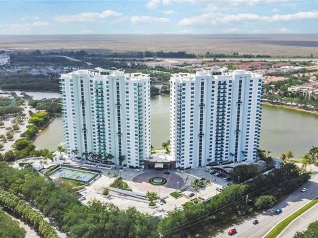 Condo for sale in Sunrise, Florida