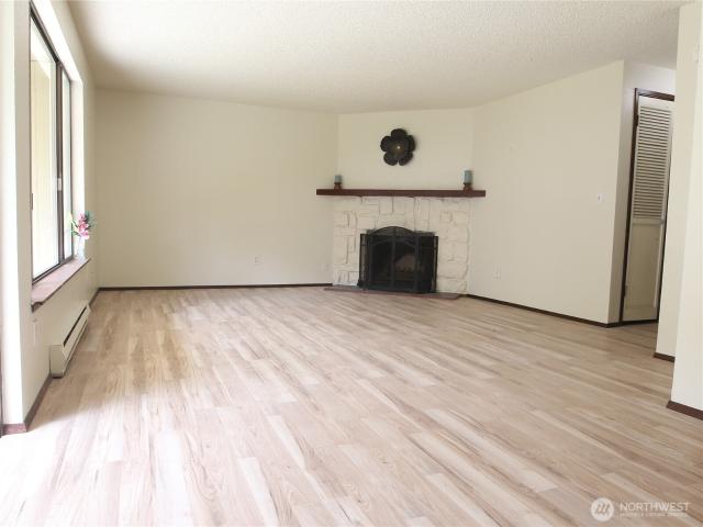 Condo for sale in Kingston, Washington