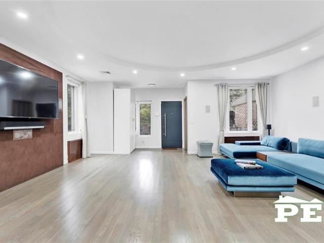 House for sale in Arverne, New York