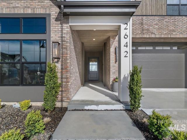 House for sale in Eagle, Idaho