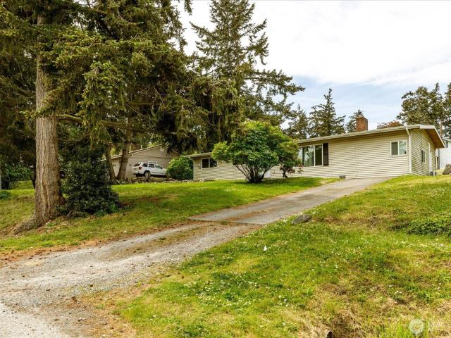 House for sale in Oak Harbor, Washington