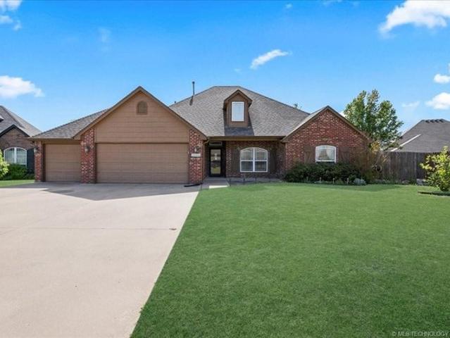 House for sale in Rogers, Oklahoma
